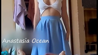 A Guy Jerks Off As His Step-Sister Gets Dressed