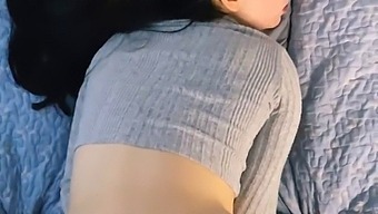 I Keep Coming And Keep Giving Oral Sex Until I Finish